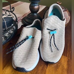 Columbia Women’s Wildone Moc Quilted Sneaker